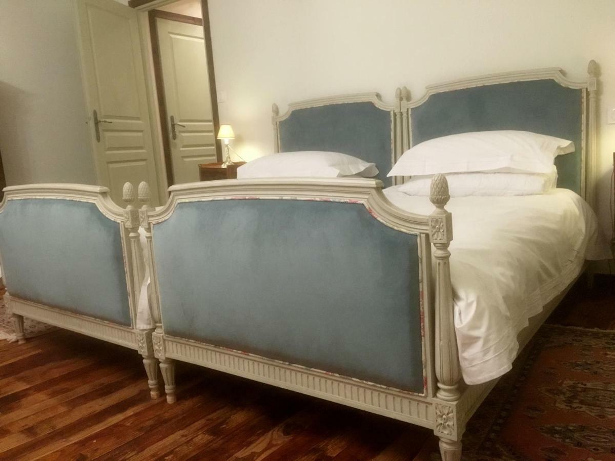 Chateau Ville Voisin Augan Bagian luar foto
